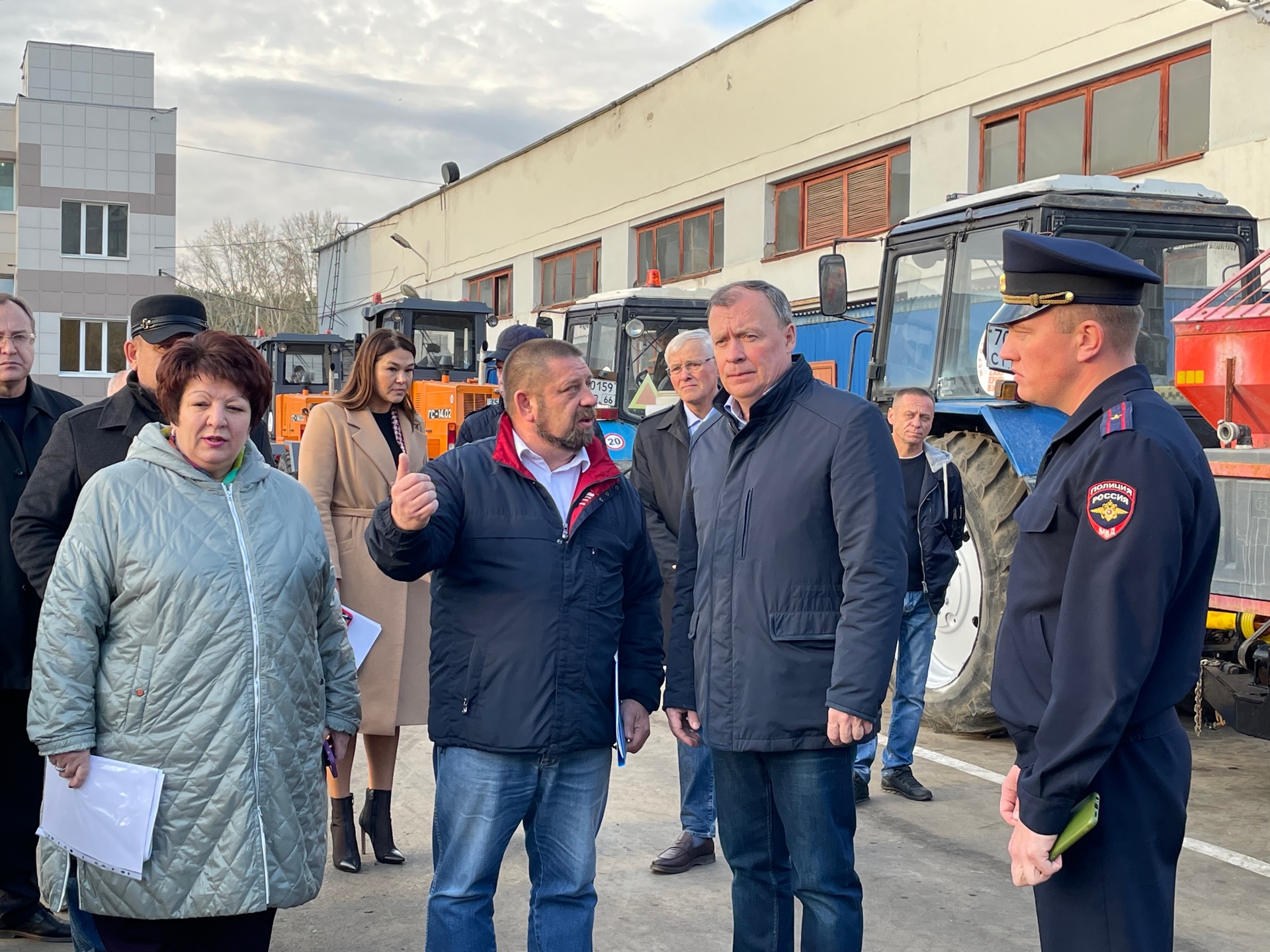 Представители екатеринбургской автоинспекции обсудили с Администрацией Екатеринбурга подготовку к зиме