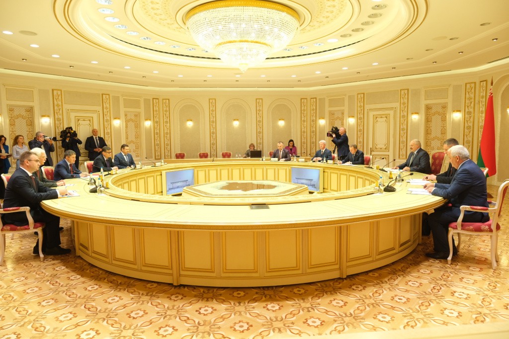 Лукашенко провел рабочую встречу с Губернатором Пермского края